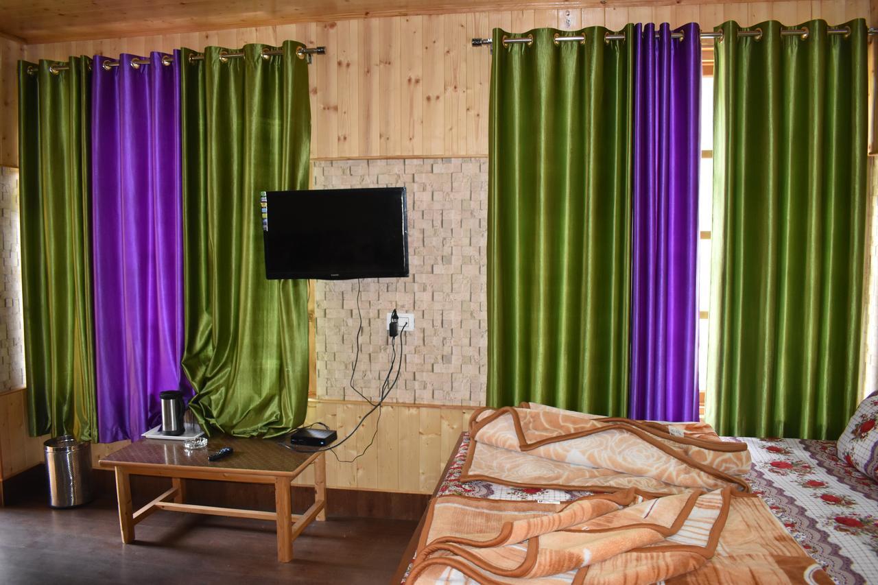 White House Kasol Otel Dış mekan fotoğraf