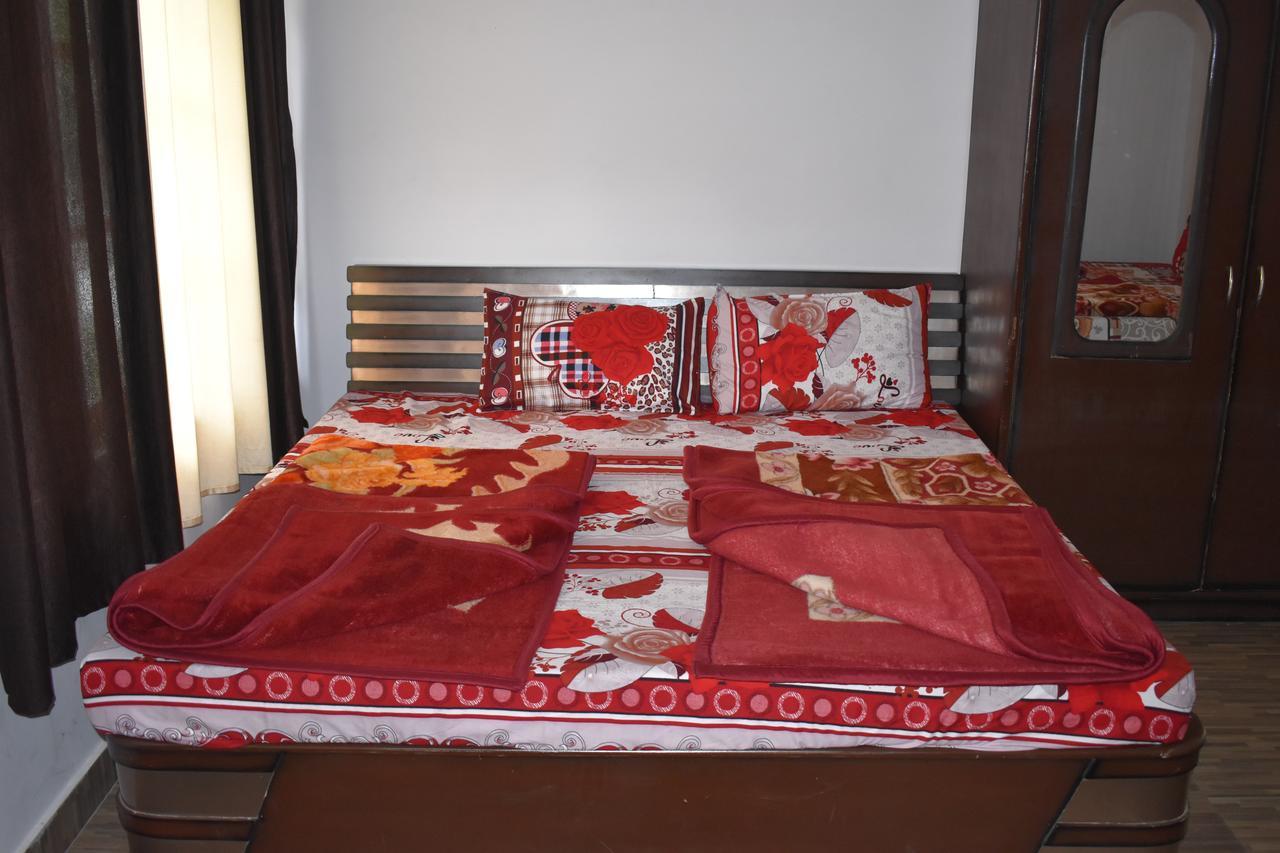 White House Kasol Otel Dış mekan fotoğraf