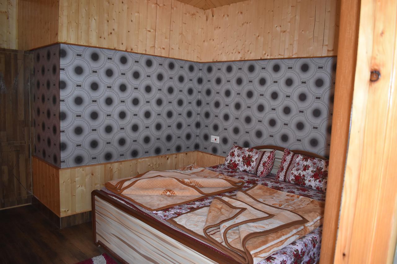 White House Kasol Otel Dış mekan fotoğraf