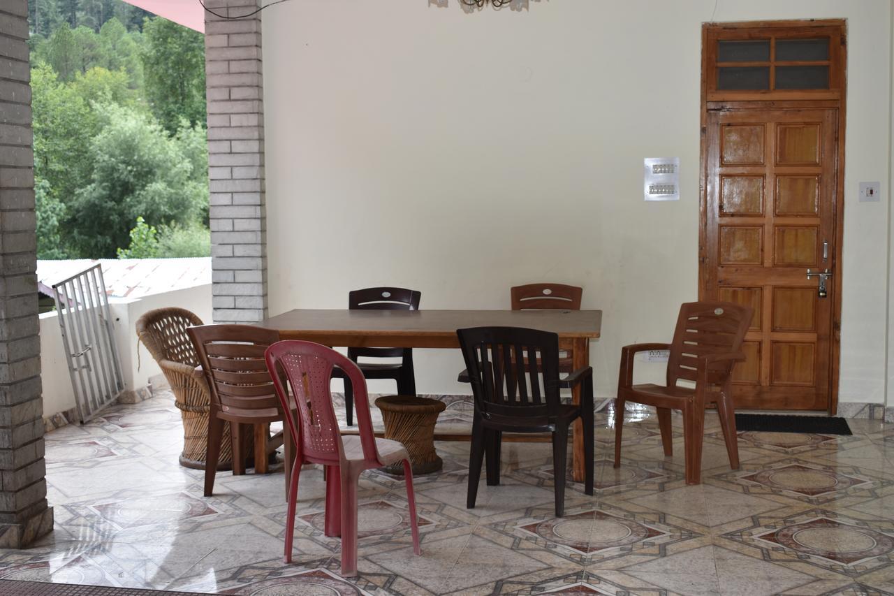 White House Kasol Otel Dış mekan fotoğraf
